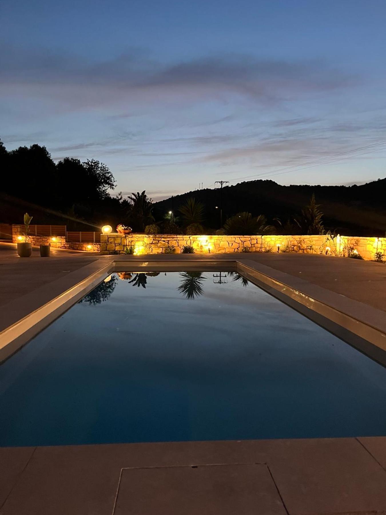 Villa Leondis Melidhonion  Luaran gambar